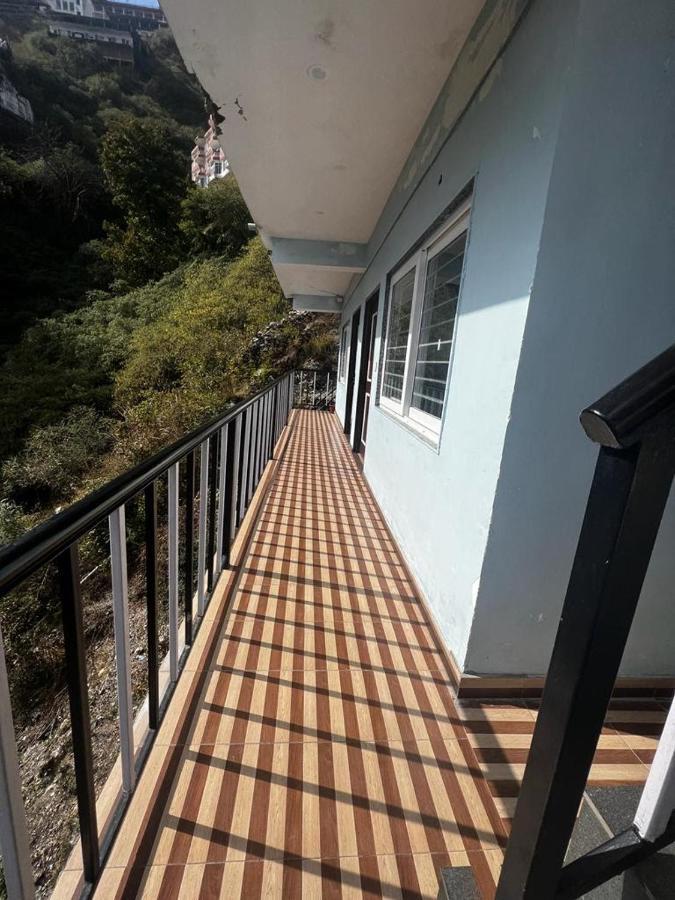 100 Stairs Holiday Home Mussoorie Exterior foto