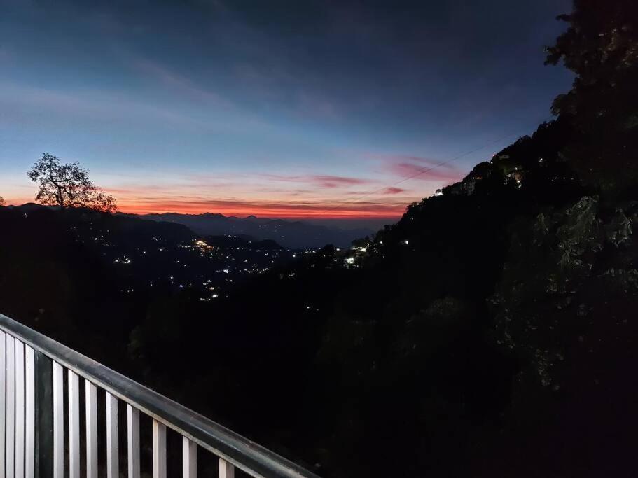 100 Stairs Holiday Home Mussoorie Exterior foto